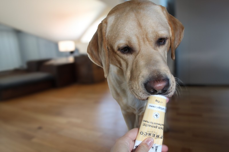 Fein gemacht! Naschwurst für Hunde – Geflügelcreme 9x75g